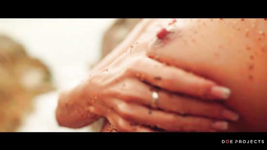 Closeup when she throats cock dry