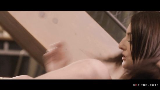 Vaginal couch sex for the slutty stepsis