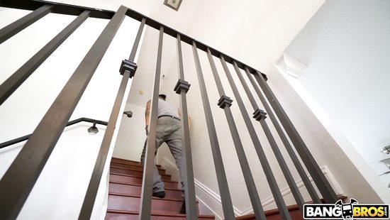 Lad fucks girlfriend's hot sister in crazy XXX