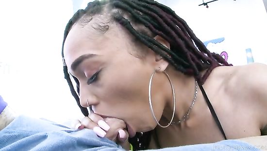 Gagged babe pushes it into her ass