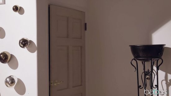 Couch porn suits blonde MILF with orgasm