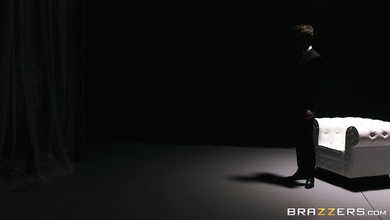 MILF screams trying anal with her stepson