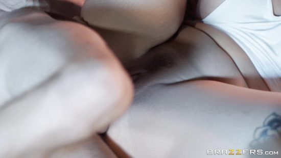 Aroused MILF pumps serious inches in her snatch