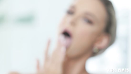 Addictive solo leads teen to orgasm