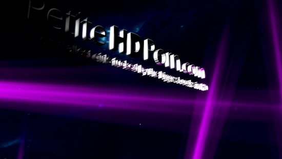 Sporty babe squirts while getting finger fucked