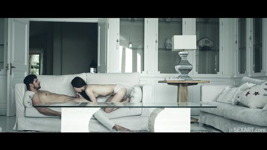 Couch sex with the slutty stepsis