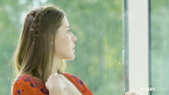 Kinky Sybil shows off her outstanding cock riding skills