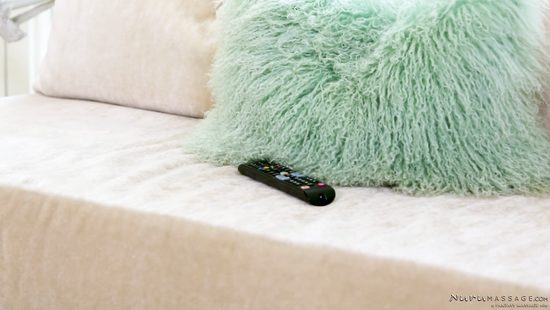 Tattooed dude gets off with the pretty nurse