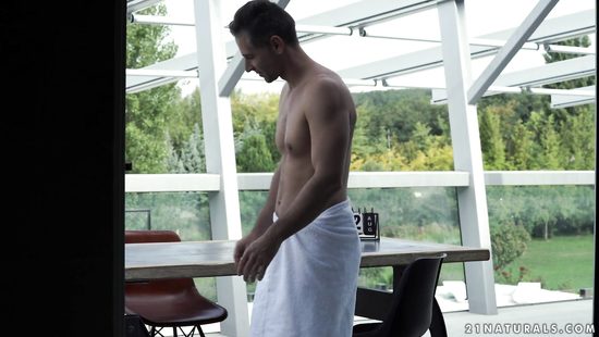 Relaxed babe gets the best anal pounding