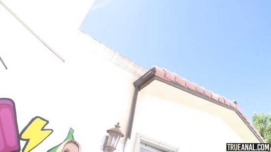 Blonde with a massive ass gets backdoor screwed and creamed