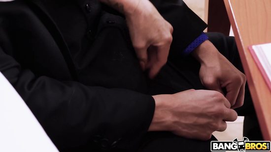 Married guy tempts and bangs a topnotch busty MILF