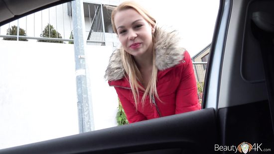 Picked up Russian slut filmed fucking