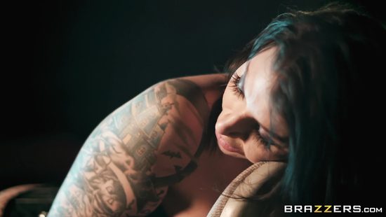 Midnight hardcore for top Ivy Lebelle