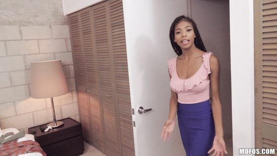 Ebony devours white inches in sexy POV