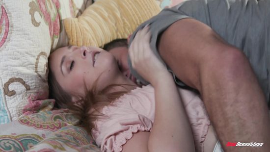 Amateur feels perfect in missionary hardcore