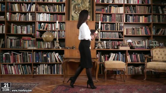 Deep DP orgasms at the library