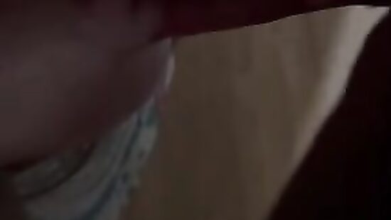 Даю в ротик подружане брата