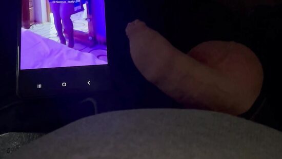 Дрочу на шлюшечку