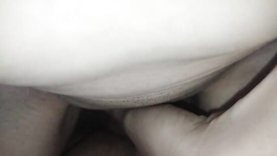 Секс письки с верху на твёрдом члене