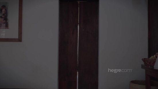 Petite sweetie ride dildo toys after having shower