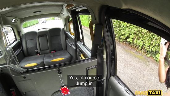 Restless back seat porn for a curvy Latina