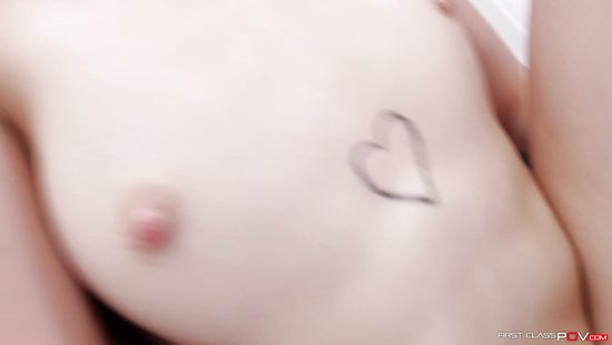 Jane Wilde masturbates vigorously before getting smashed