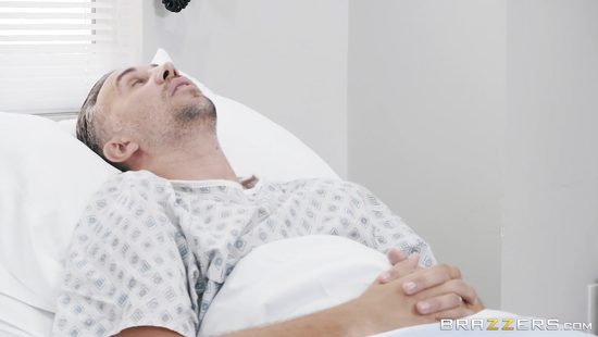 Female nurse sucks dick and fucks with patient