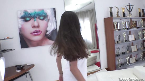 Curvy woman rides Rocco on the casting couch