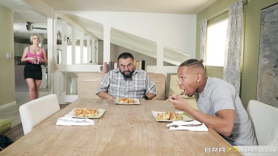 Flaming mature screams with son's dick in the ass