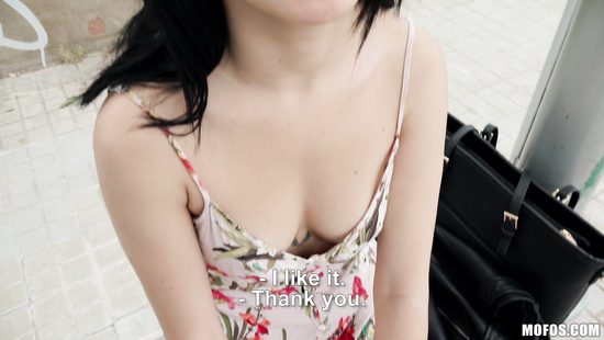 Picked-up slut girl fucked hard under the bridge