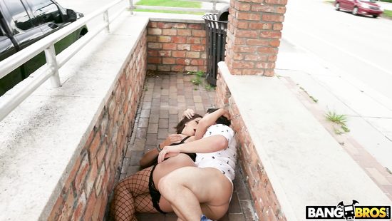 Perverted slut goes hardcore with her guy in public places