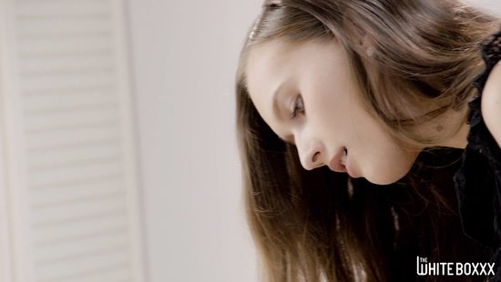 Needy babes share cock in intimate threesome