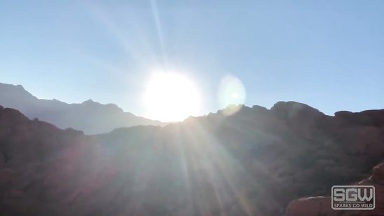 Amazing nude woman gets laid in outdoor