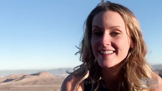 Amazing nude woman gets laid in outdoor