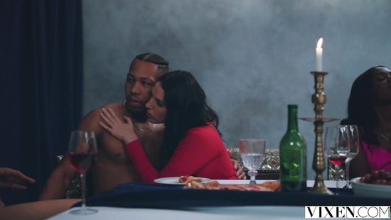 Sex appeal bitches arrange a wild sex orgy