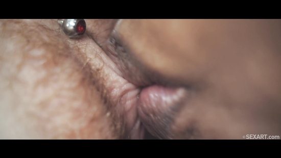 Ebony girl explores pussy of her redhead GF in closeup