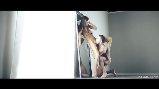 Leggy hottie gets impaled on cock of her sporty friend