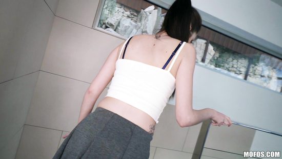 Slim amateur moans with endless cock hitting her hard