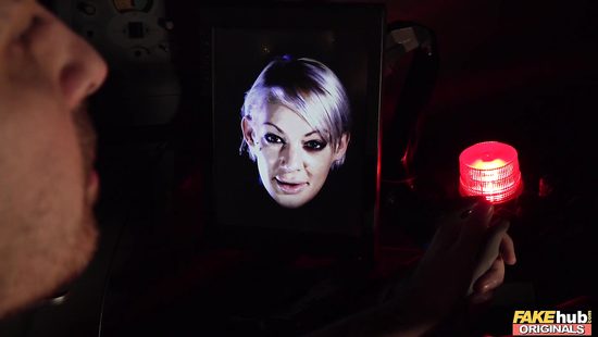 Crazy dude bangs a naked hottie and cums on tits