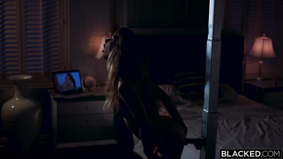 Black fellow fills tiny pink pussy with jizz