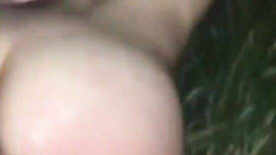 Трахнул подругу на природе за городом)