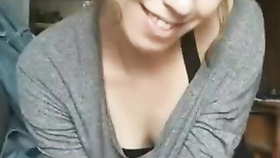 Глубокая глотка и мастерская дрочка от Алёнки