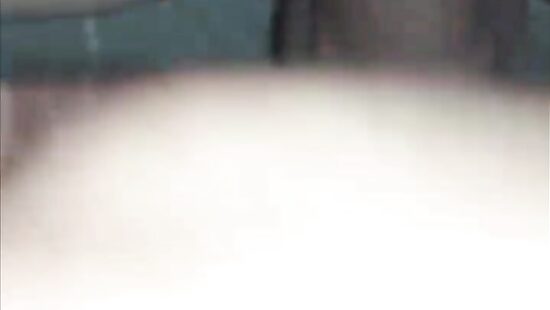 Трахаю пышную сучку