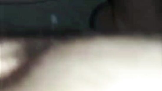 Трахаю пышную сучку