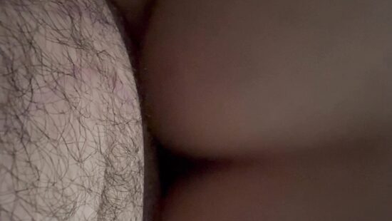 Шлюшка любит быть с верху