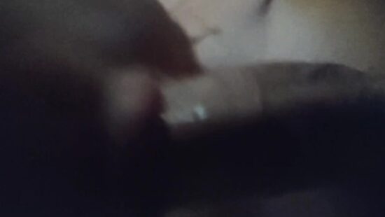 Кончил в рот на камеру жене