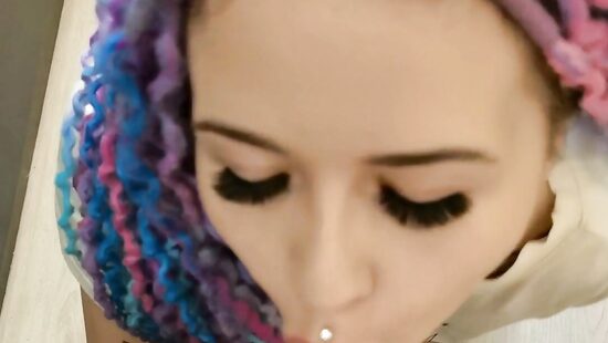 Снова эта шикарная малышка