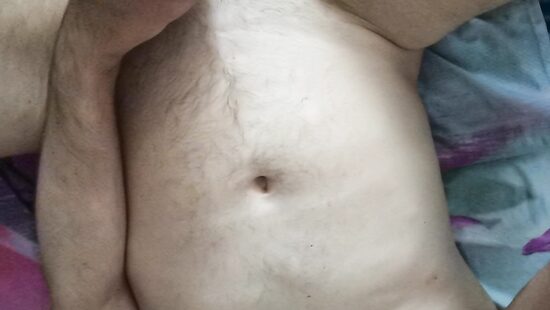 Я сильно возбуждён и между ног очень жарко!