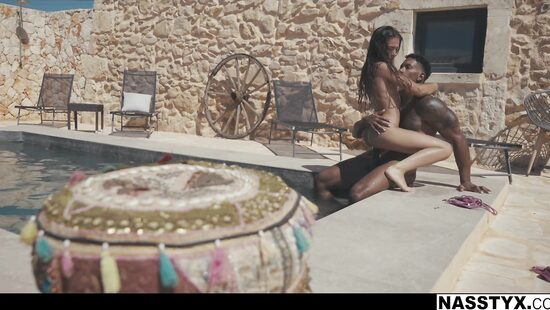 Ретрит в межрасовые дебри