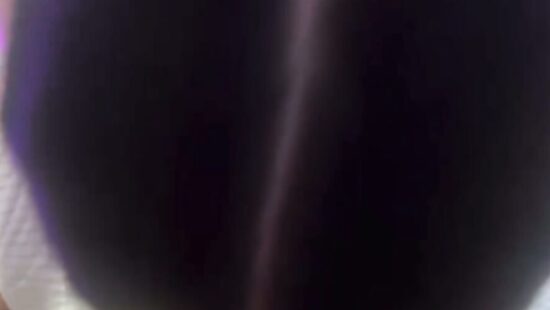 Сосет член с заглотом